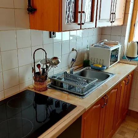 Mandula Apartment *